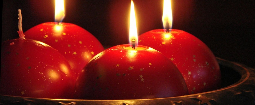 Adventi bevásárlás Bécsben a Franz-Jonas-Platz területén
